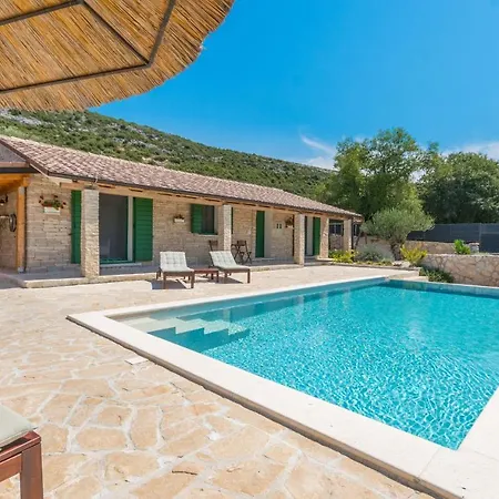 Villa Ibis
